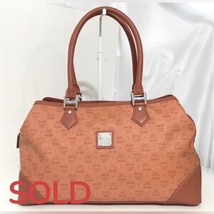 NWOT- MCM Anna Triple Compartment Tote